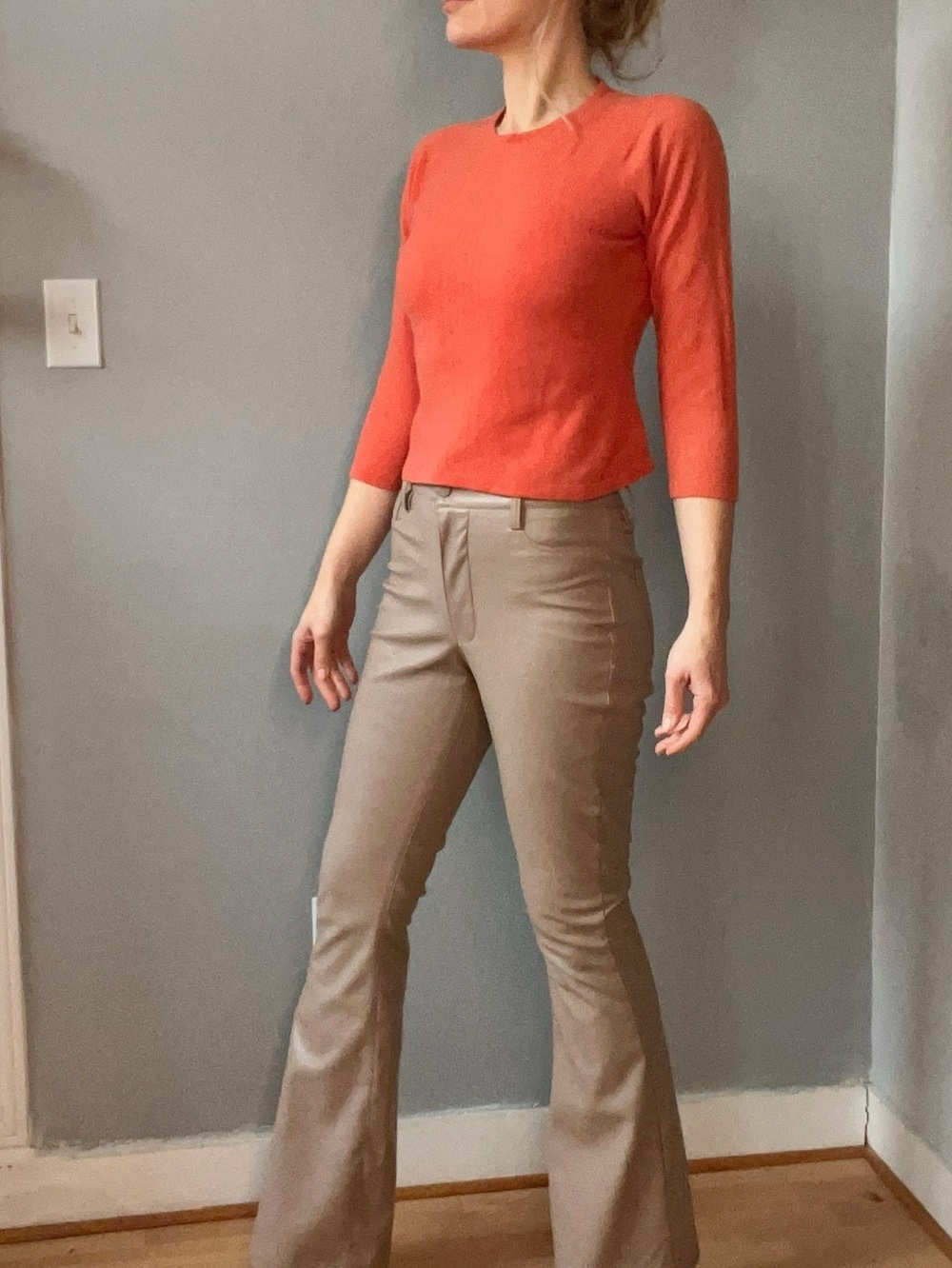 Slim-Fit Scoop Neck fleece Sweater in Coral XS